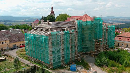 Severní fasáda - digitalizace rekonstrukce památky, zdroj: Zámek Týnec (42/67)