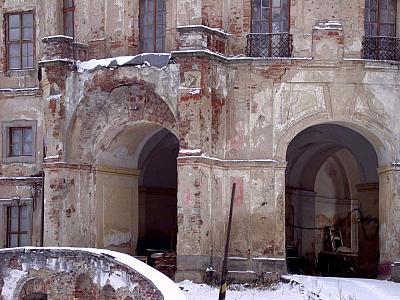 Severní fasáda - digitalizace rekonstrukce památky, zdroj: Zámek Týnec (9/67)